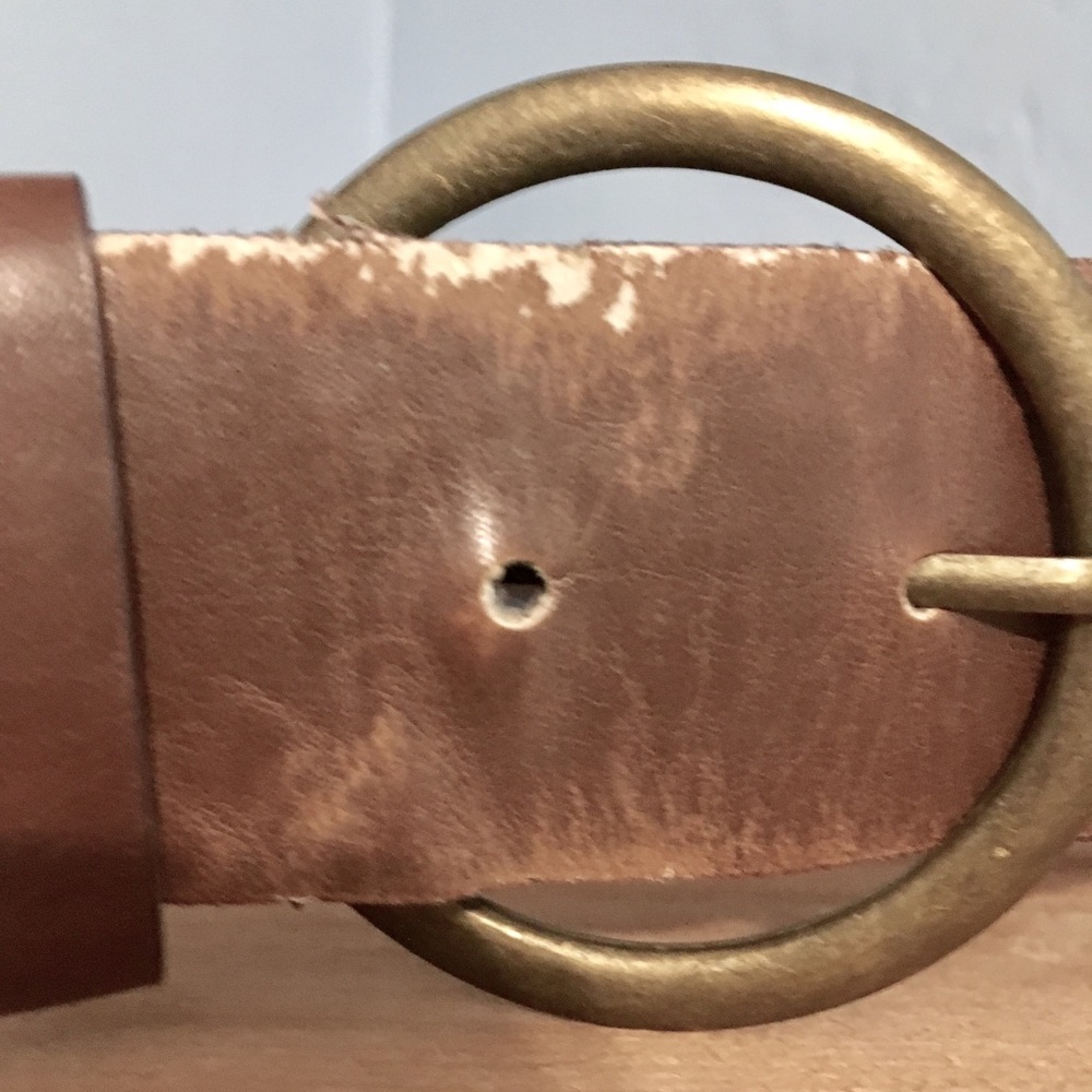 Brown belt with threaded accents